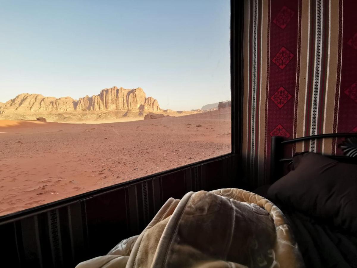 ホテル Wadirum Sunset Camp ワディ ・ラム エクステリア 写真