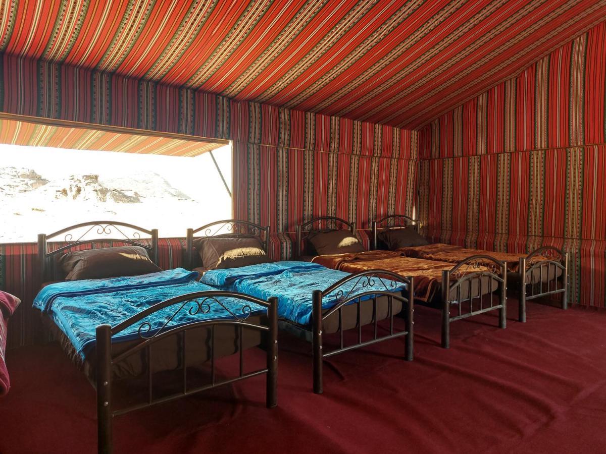ホテル Wadirum Sunset Camp ワディ ・ラム エクステリア 写真